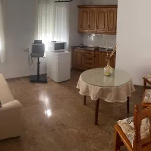 Coronichi Apartamento